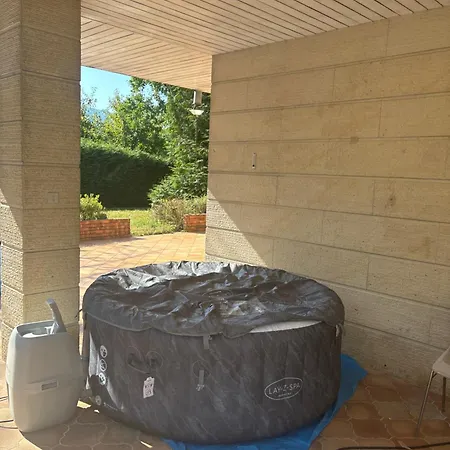 Domaine De Mery